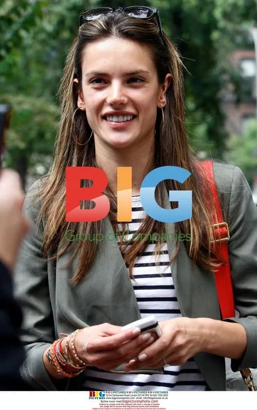 Models Fernanda Motta and Alessandra Ambrosio shopping in Soho