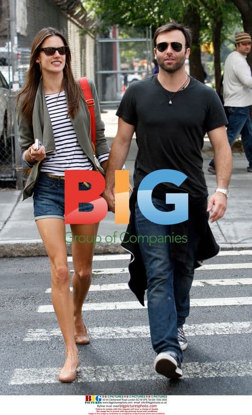 Models Fernanda Motta and Alessandra Ambrosio Shopping in Soho