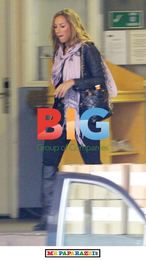 Leona Lewis Leaving Hotel