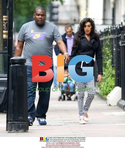 Amy Winehouse Out Shopping