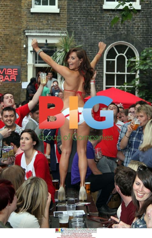 England fan Daisy cheers at game