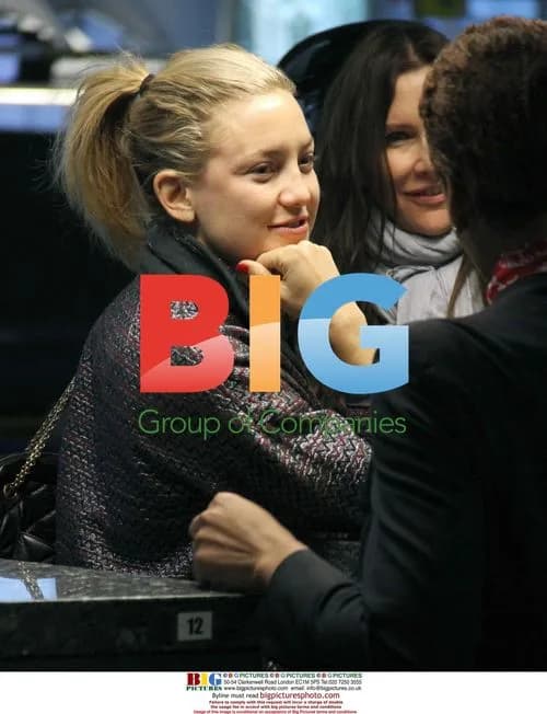 Kate Hudson at JFK Airport