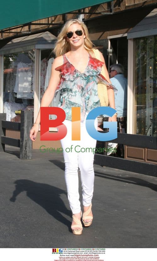 LeAnn Rimes at NOBU Restaurant in Malibu