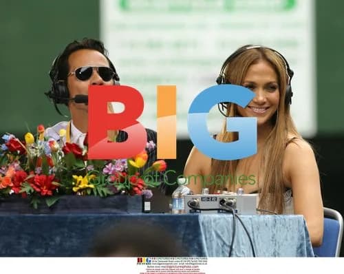 Jennifer Lopez Accompanies Marc Anthony