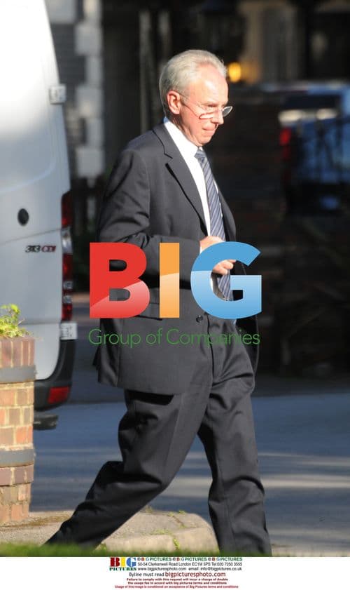 Coleen Rooney watches 2010 World Cup at home