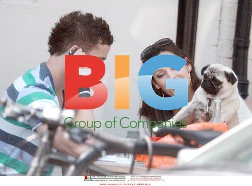 Kelly Brook has lunch with boyfriend Danny Cipriani