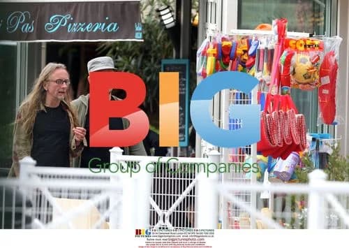 Bono and Friend Lunch in France