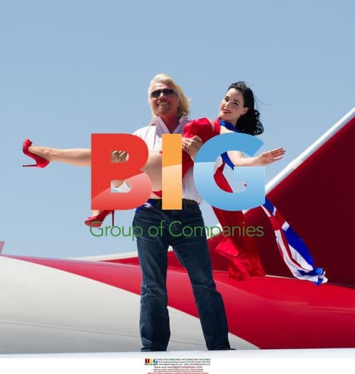 Branson and Von Teese at McCarran Airport