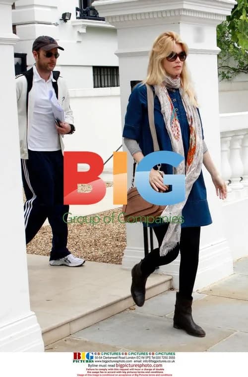 Claudia Schiffer Registers Baby at Town Hall