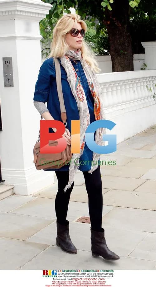 Claudia Schiffer Registers New Baby