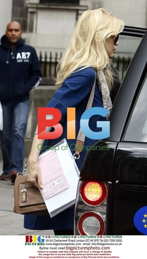 Claudia Schiffer Registers Baby at London Town Hall