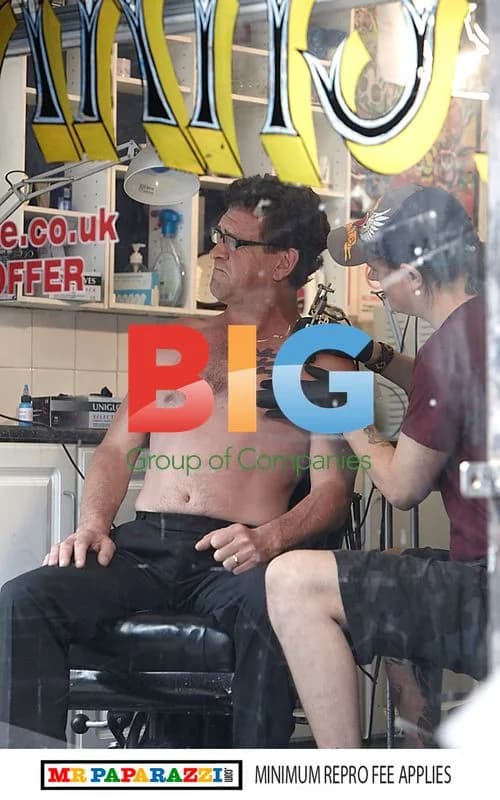Fabio Capello Gets 3Lions Tattoo