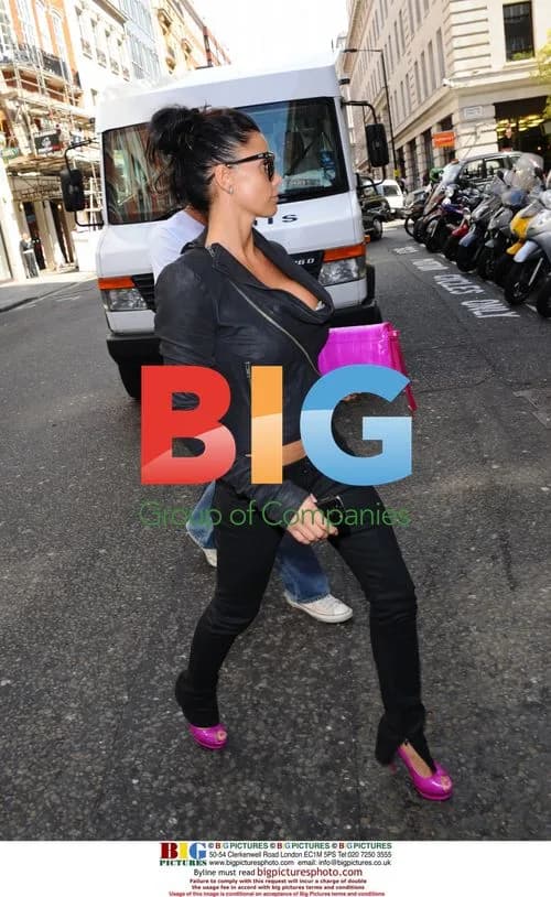 Katie Price Leaves Nobu