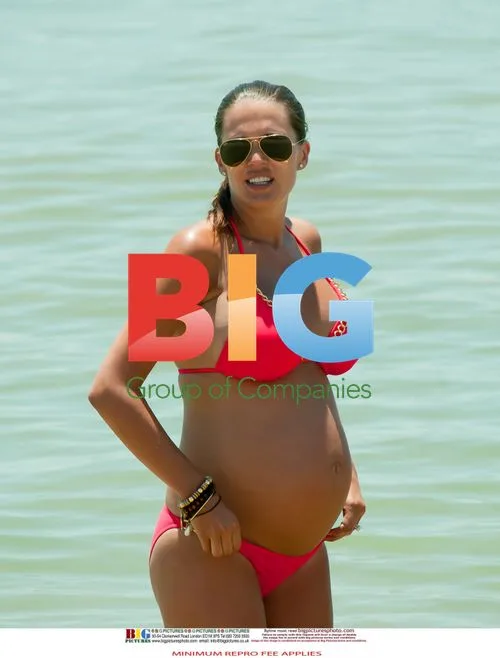 Danielle Lloyd and Jamie O'Hara in Portugal