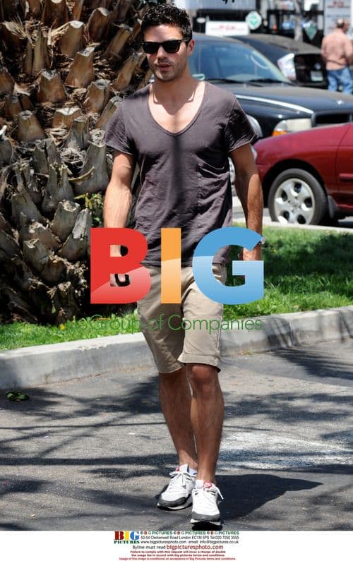 Dominic Cooper runs errands in Hollywood