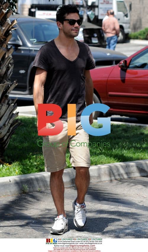 Dominic Cooper Runs Errands in Hollywood