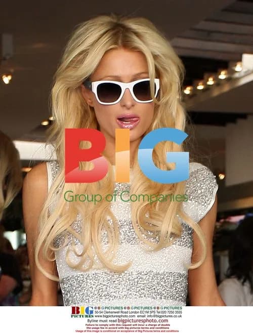 Paris Hilton Shopping at Kitson
