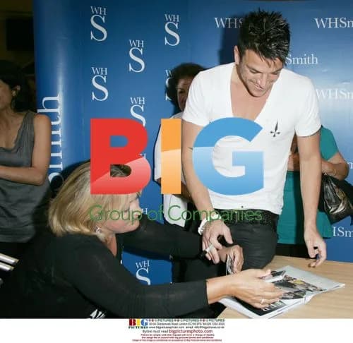 Peter Andre Signs Book at Lakeside Shopping Centre