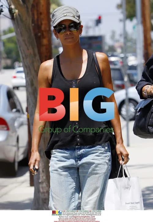 Halle Berry at Frends Beauty Salon
