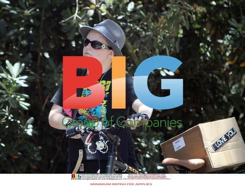 Kathlyn Beatty Enters Parents' Home