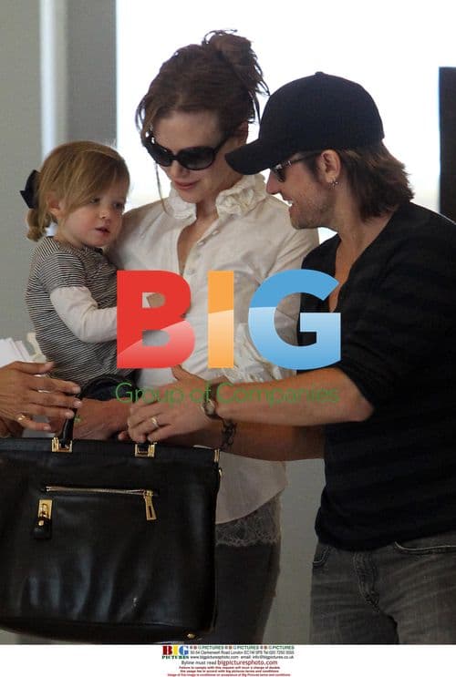 Nicole Kidman and daughter at LAX