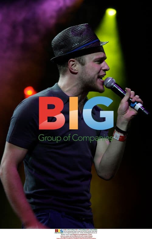 Olly Murs Performs at Isle of Man Festival