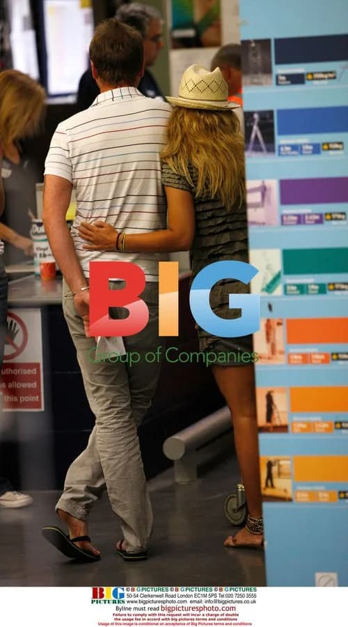 Kerry Katona and boyfriend shopping