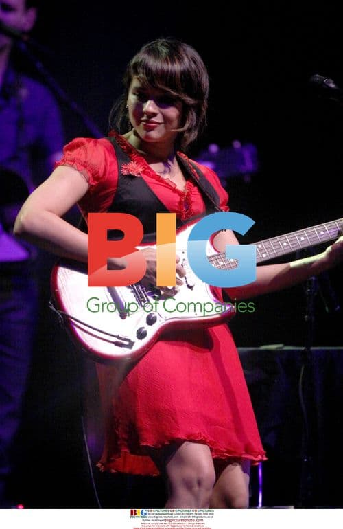 Norah Jones Performs at Hammersmith Apollo