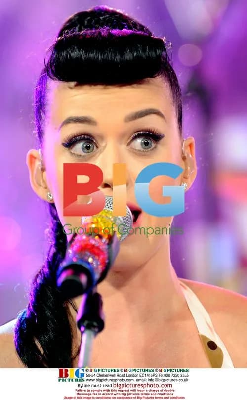 Katy Perry Performs for Live@Much