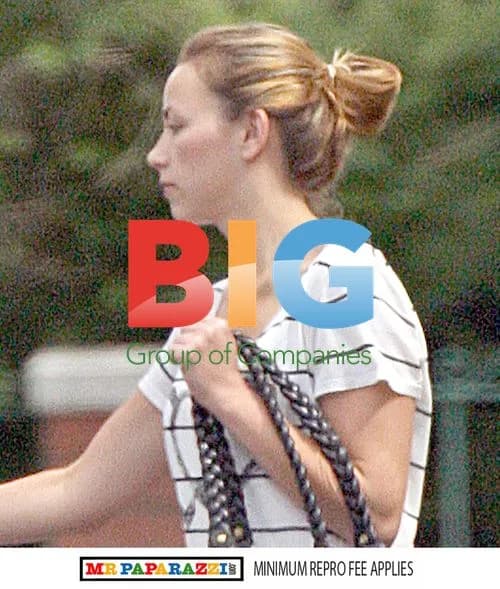 Charlotte Church gets gas and sandwiches