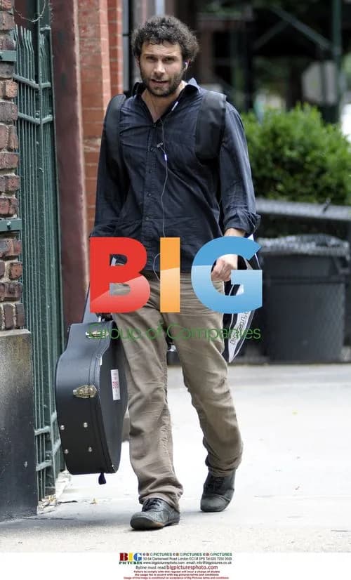 Jeremy Sisto Goes to Music Practice