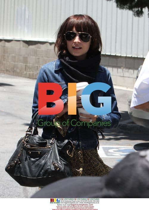 Nicole Richie Leaving Traffic School