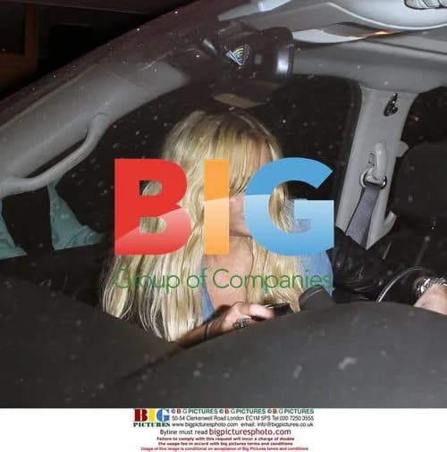 Lindsay Lohan arriving to party