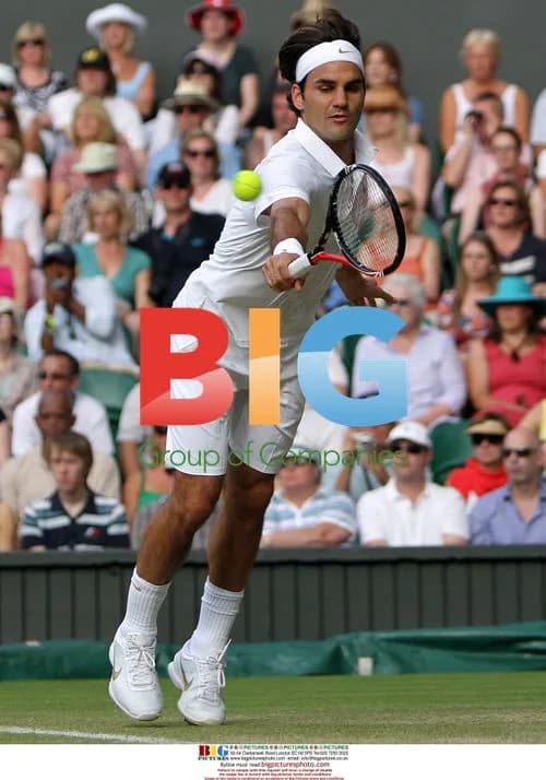Roger Federer vs Arnaud Clement at Wimbledon 2010