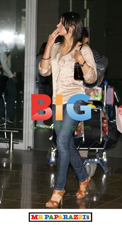 Christine Bleakley Arrives in Johannesburg