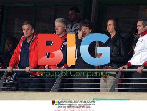 Bill Clinton and Mick Jagger watch World Cup
