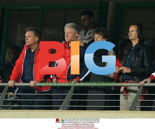 Bill Clinton and Mick Jagger at 2010 World Cup