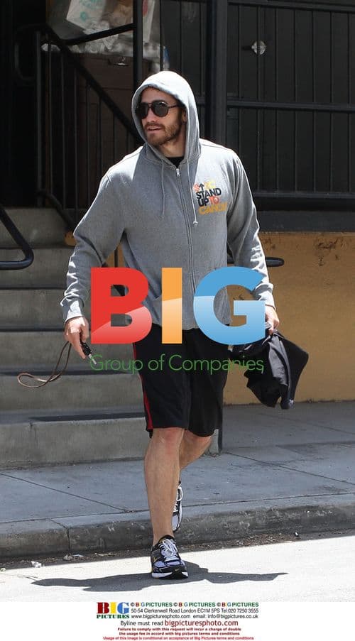 Jake Gyllenhaal Leaving Gym in West Hollywood