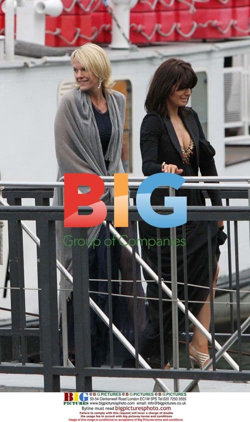 Lavish party for James Murdoch\'s 10th wedding anniversary