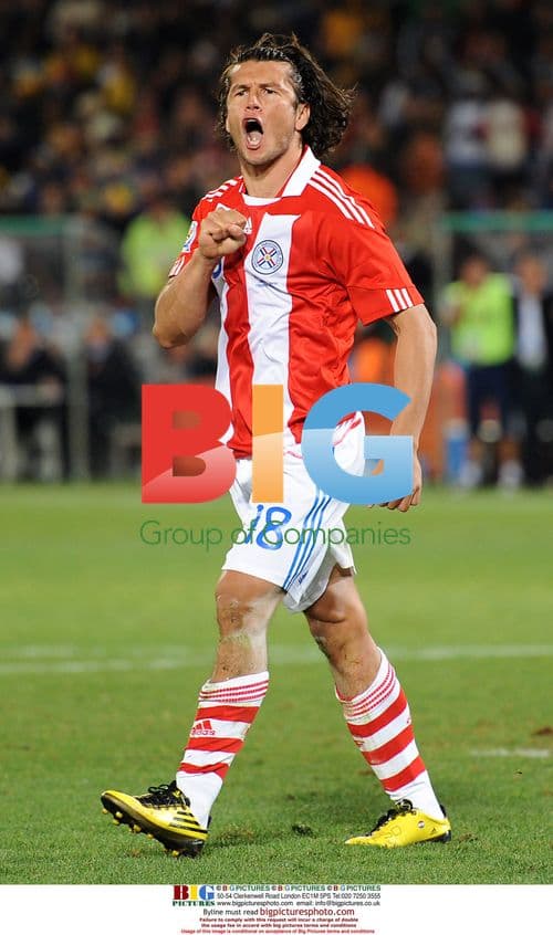 Nelson Valdez celebrates World Cup goal