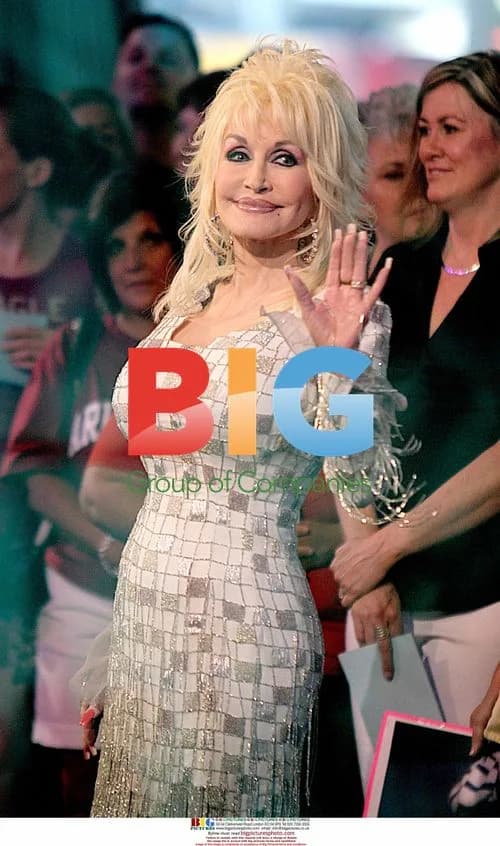 Dolly Parton at Good Morning America Concert