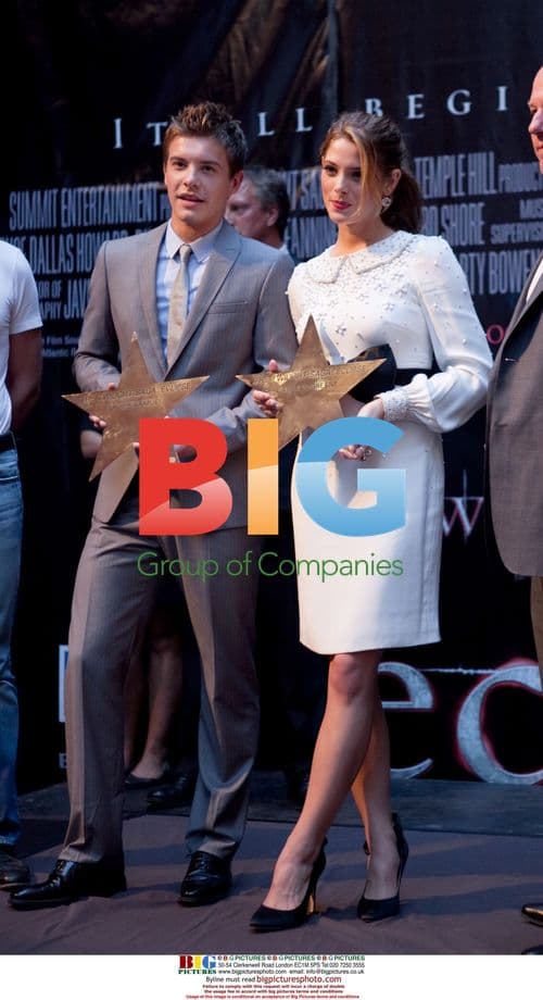 Xavier Samuel and Ashley Greene at Twilight Eclipse Premiere