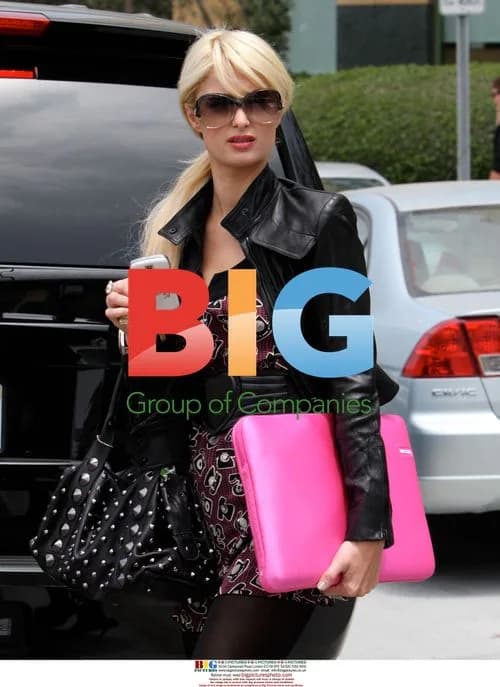 Paris Hilton Leaving Business Lunch