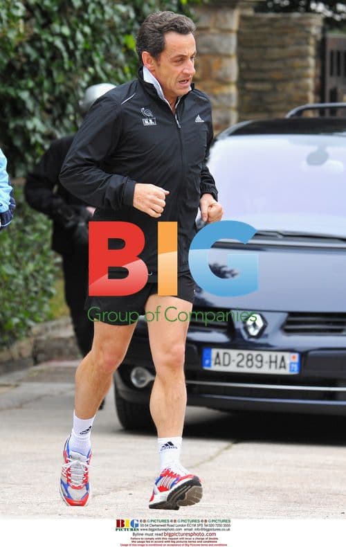 Nicolas Sarkozy Jogging in Cavaliere