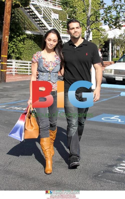 Jesse Metcalfe Shopping at Fred Segal