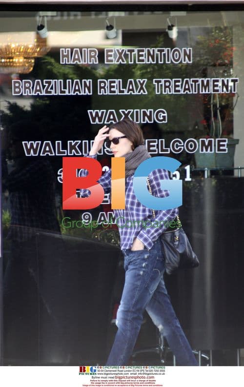 Liv Tyler visits Beverly Hills hair salon