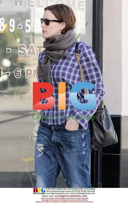 Liv Tyler visits Beverly Hills salon