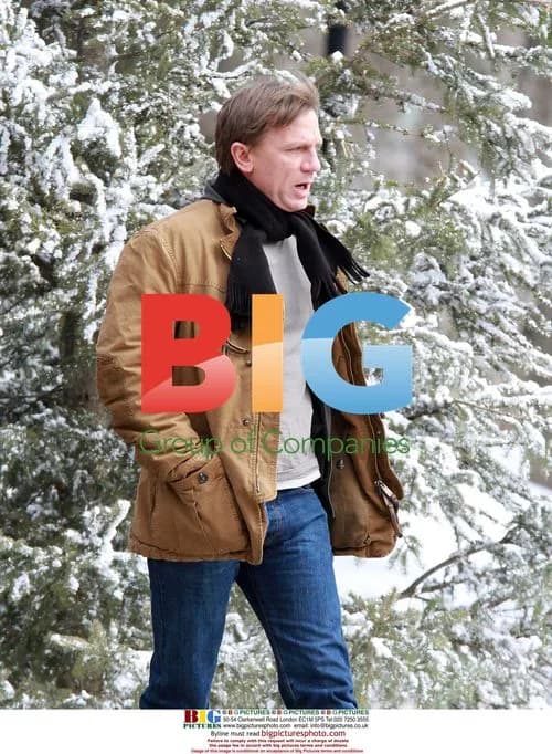 Daniel Craig on Movie Set in Canada