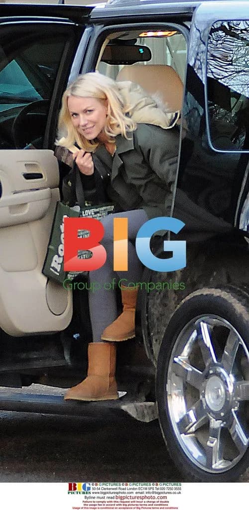 Naomi Watts on Movie Set