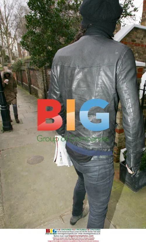 Katy Perry and Russell Brand arrive home in London